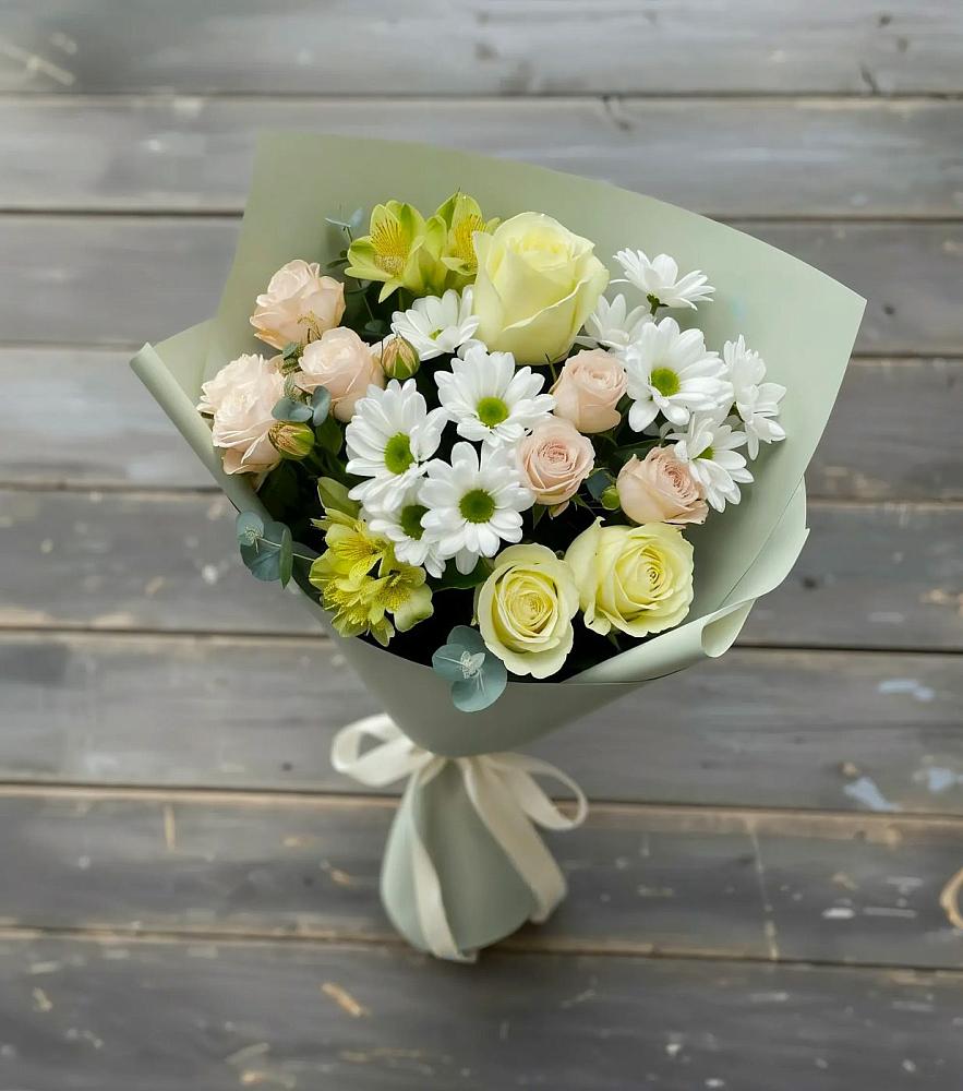Букет цветов из: Альстромерии, Розы и Хризантемы в Каладжинской