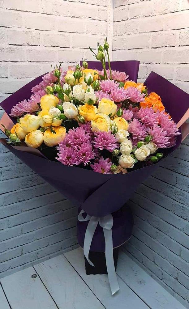 Букет цветов из: Хризантемы и Розы в Каладжинской