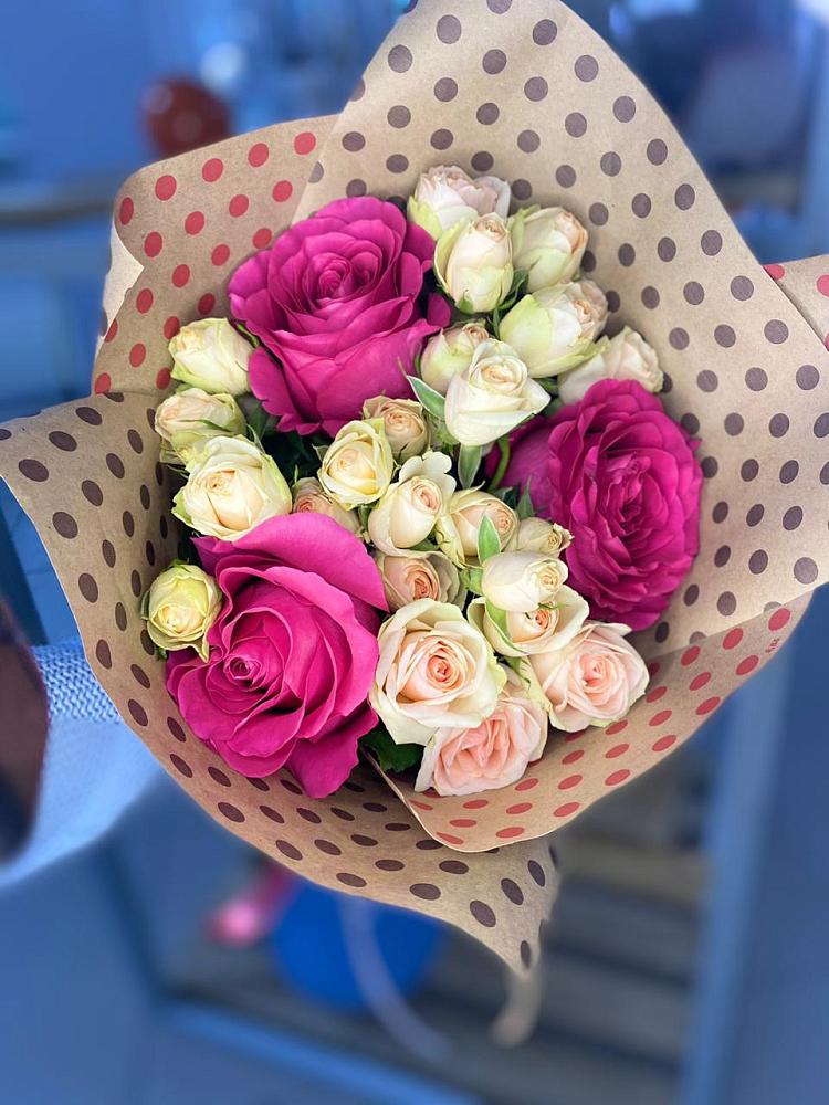 Букет цветов из: Розы в Каладжинской