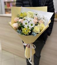 Букет цветов из:  Альстромерии, Розы и Хризантемы в Каладжинской