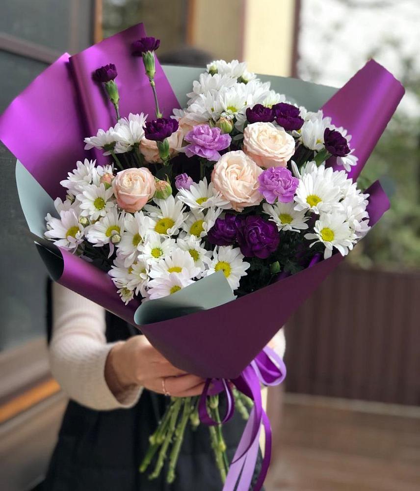 Букет цветов из: Хризантемы, Гвоздики и Розы в Каладжинской