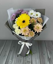 Букет цветов из:  Розы, Герберы и Хризантемы в Каладжинской