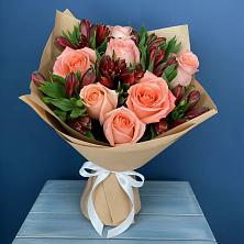 Букет цветов из:  Розы и Альстромерии в Каладжинской