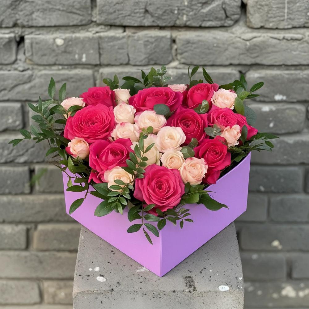 Цветочная композиция из Розы в коробке в Каладжинской