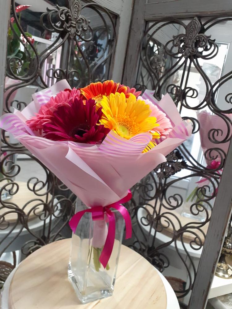 Букет цветов из: Герберы в Каладжинской