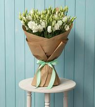 Букет цветов из:  Лизиантусы в Каладжинской