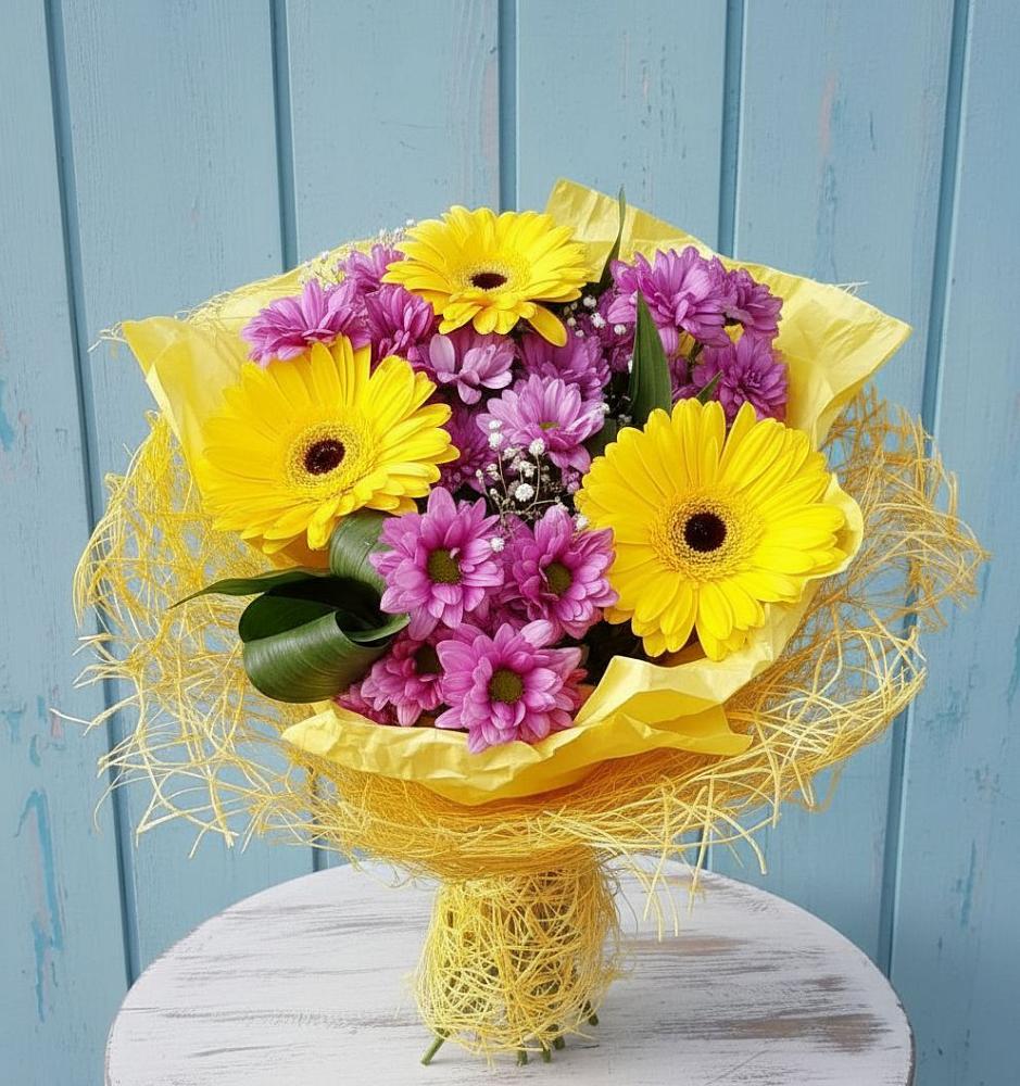 Букет цветов из: Хризантемы и Герберы в Каладжинской