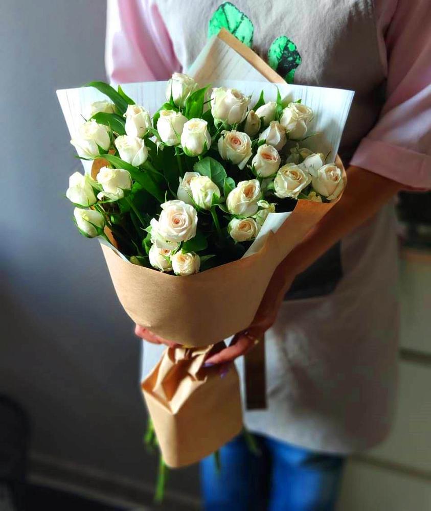 Букет цветов из: Розы в Каладжинской