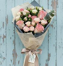 Букет цветов из:  Розы в Каладжинской