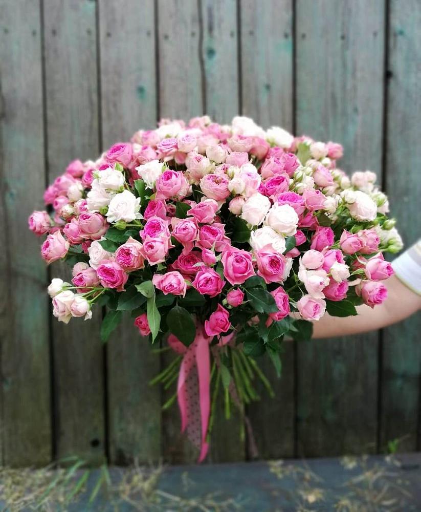 Букет Розовые кустовые розы Натали и Лав Лидия в Каладжинской