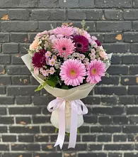 Букет цветов из:  Герберы и Хризантемы #REPLACE_PRED# Каладжинской