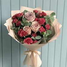 Букет цветов из:  Гвоздики и Розы в Каладжинской