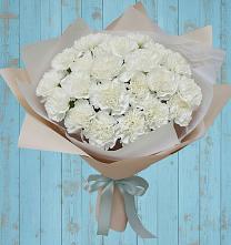 Букет цветов из:  Гвоздики в Каладжинской