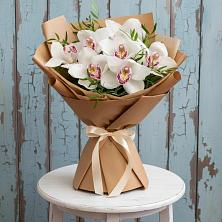 Букет цветов из:  Орхидеи и Розы в Каладжинской